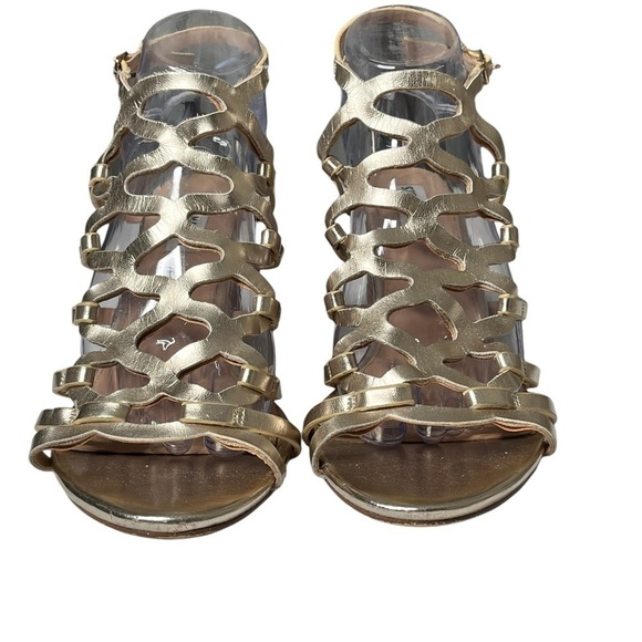 Steve Madden Christina Wedge sandals, gladiator, heel, Gold strap size 9 - Picture 6 of 16